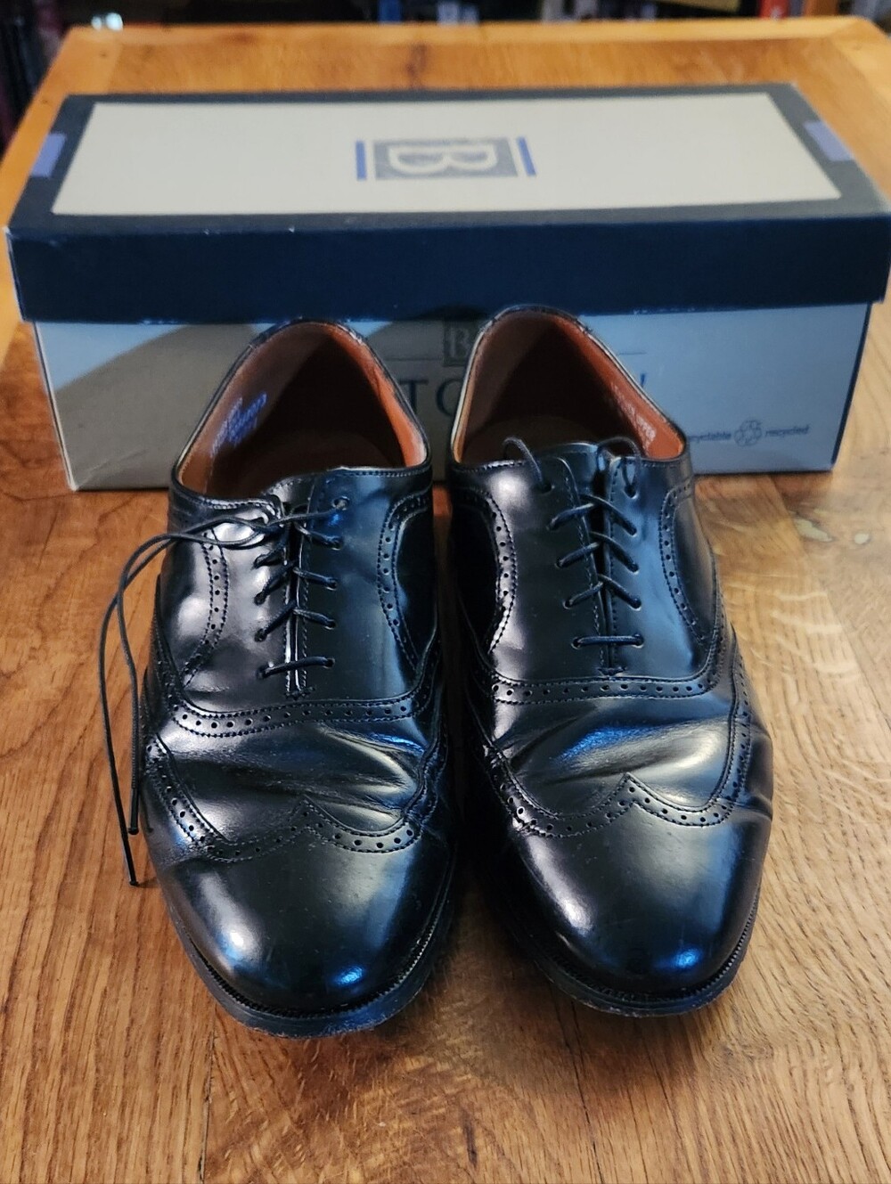 Vintage Bostonian Black Wingtip Oxford Dress Shoes size 10 Men's